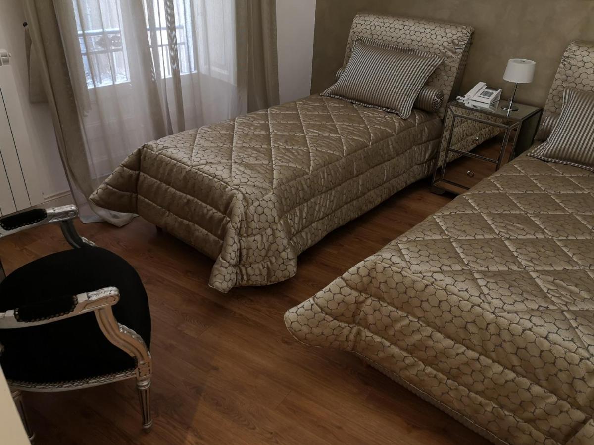 Bed & Breakfast Palazzo Del Teatro 4*